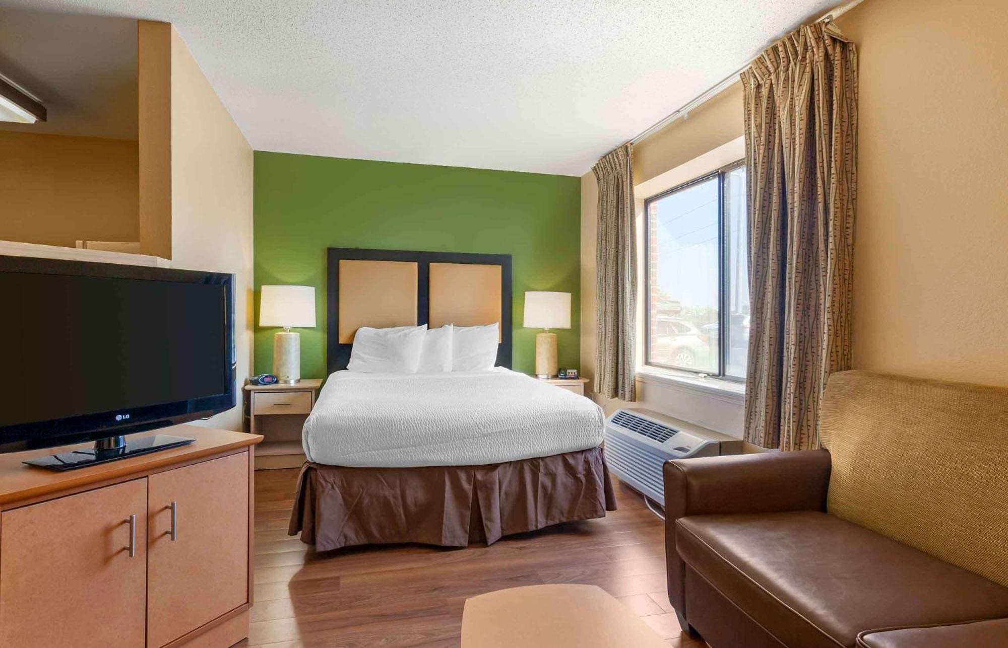 เอ็กซ์เทนด์ สเตย์ อเมริกา เมดิสัน โอลด์ ซอกโร้ด Hotel ภายนอก รูปภาพ